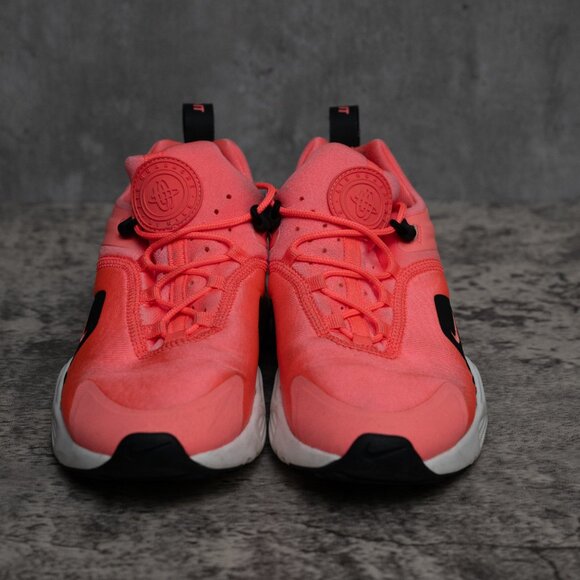 Nike Air Huarache City Move in Move Lava, Size 6.5 - Picture 3 of 5